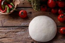 Produkcja ciasta do pizzy-14.06 euro +dodatki !