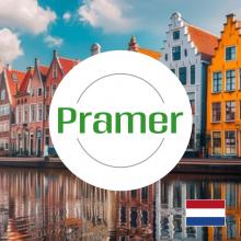 Pracownik przy produkcji sztucznej trawy (Hasselt)