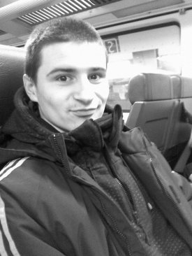 kamil bezkomentarza (baObScRazYcRu), bruksela, bialystok