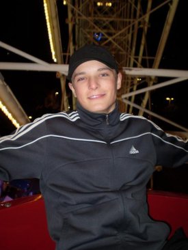 Krystian Sobolewski (Kris91), Bruxella , Monki