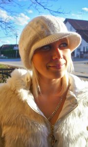 monia (monia dzieciniak)