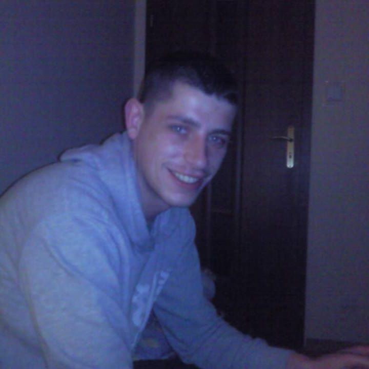 Piotr Bu (PiotrBu), Ede