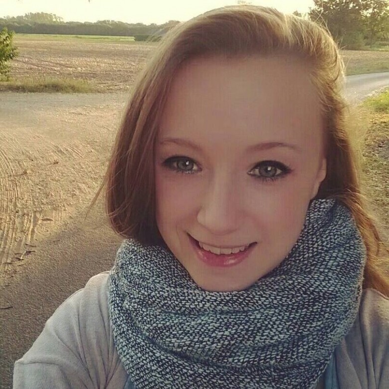 Anka Szymanska (AnkaSzymanska)