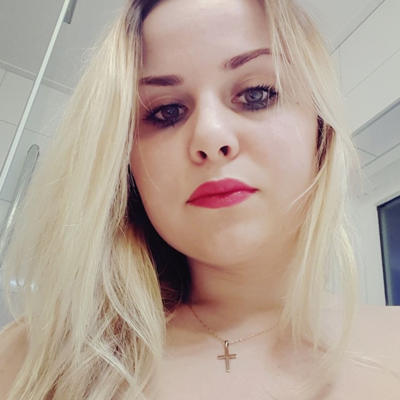 Anna Skotarczak (AnnaSkotarczak)