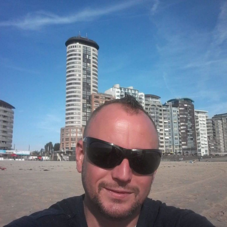 Dariusz Rogalski (DariuszRogalski), Rotterdam, Luban