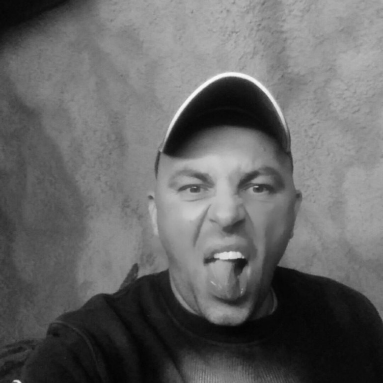 Cezary Cezary (CezaryCezary)