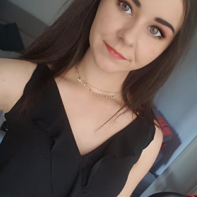 Karolina Zaremba (KarolinaZaremba)