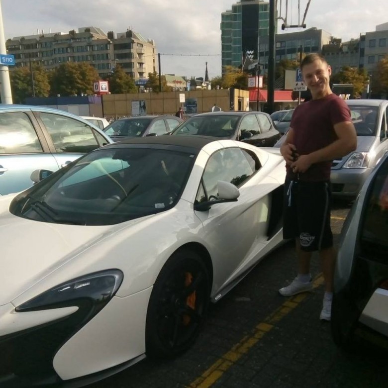 Tolik Wysocki (TolikWysocki), Eindhoven, Noord-Brabant