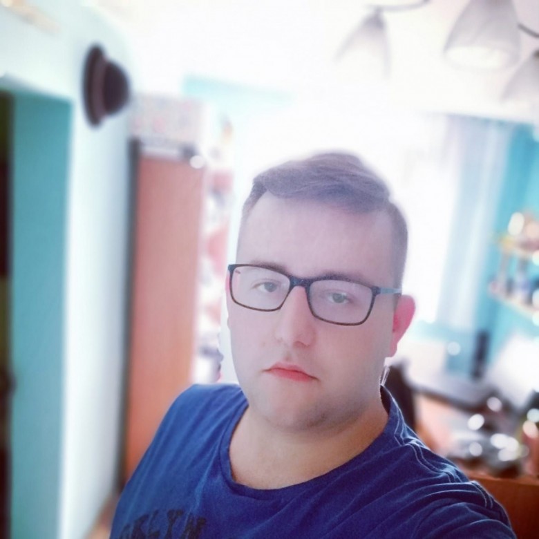 Krystian Ciesielski (KrystianCiesielski)