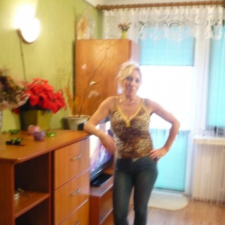 Teresa Wozniak (TeresaWozniak)