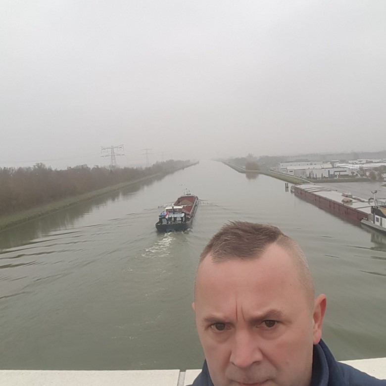 Tomasz Tom (TomaszTom1)