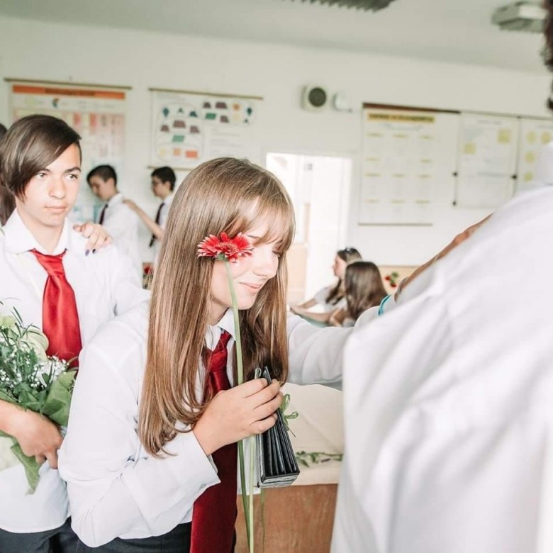 Lili Wilczewski (LiliWilczewski)