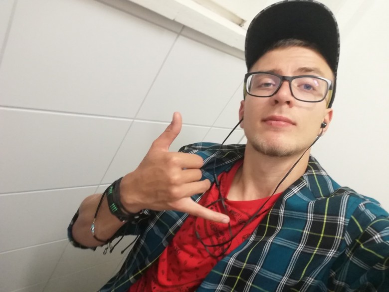 nick99 (nick99 )