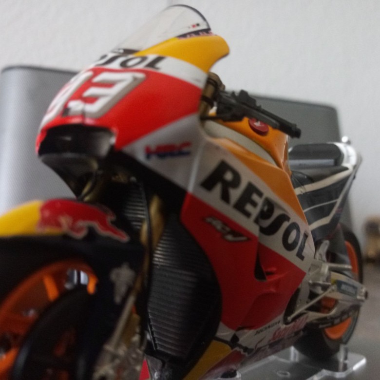 Bruno Theun (BrunoTheun)