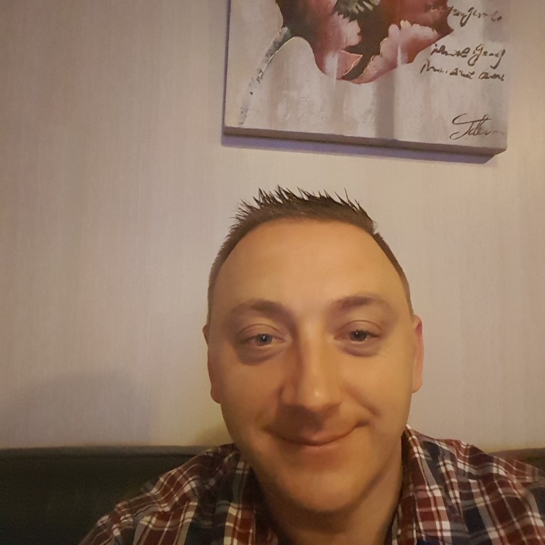 Krysto Krysto (KrystoKrysto), Hulshort