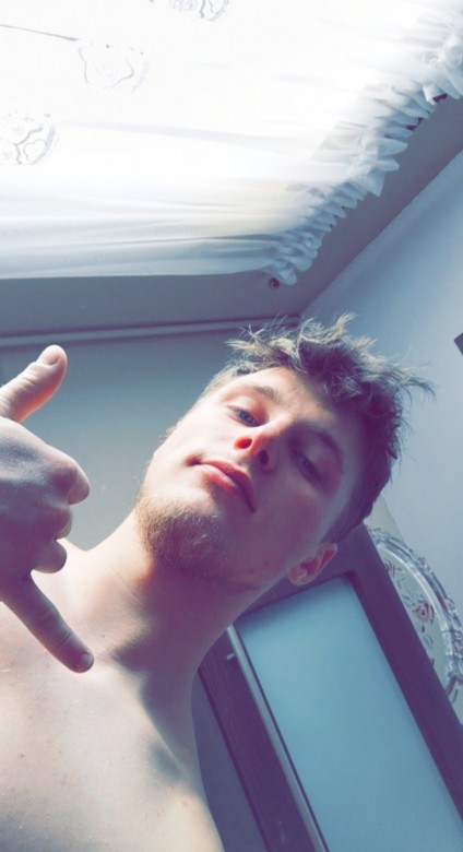 Bacari Baka (BacariBaka)