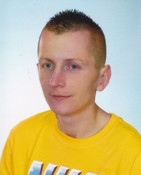 Dariusz1989 (Dariusz1989 )
