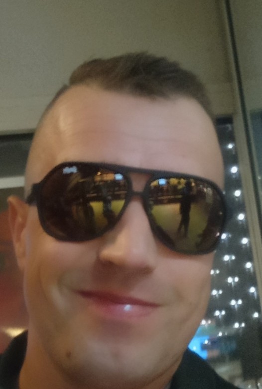 XxpatrykxX (XxpatrykxX Nazwisko)