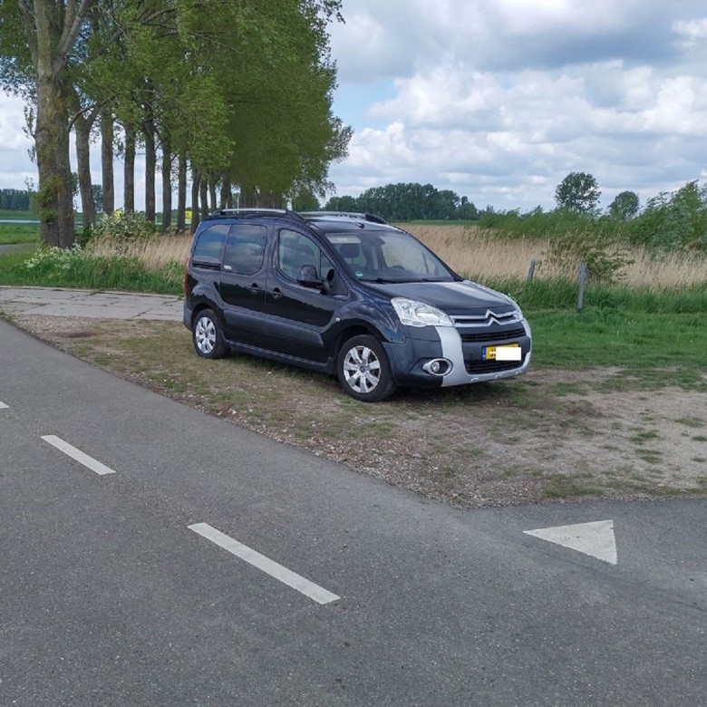 Transport Osób Holandia (TransportOsobHolandia), Waalwijk