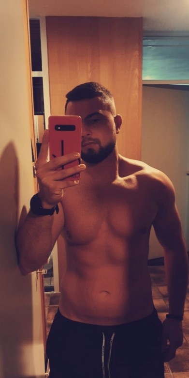 Plussszxx8  (Plussszxx8)