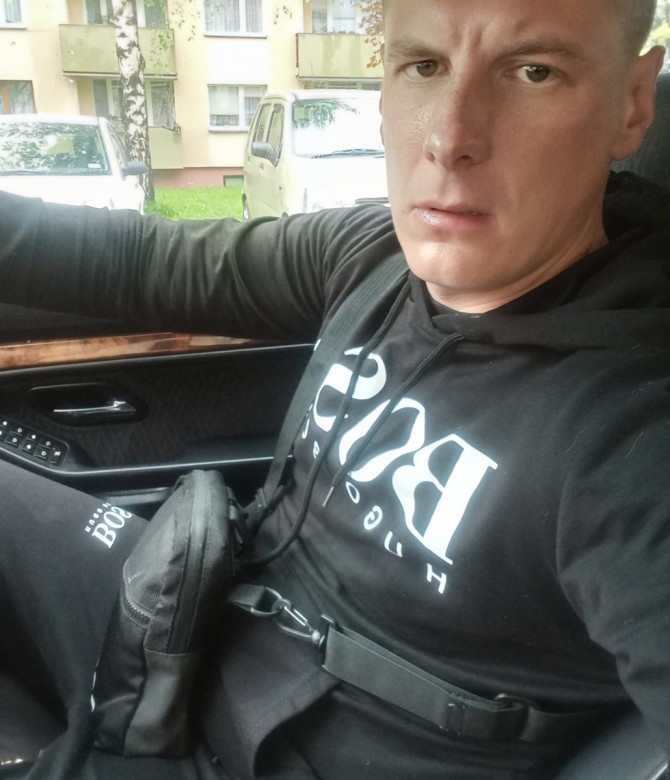 ArmaniArmando  (ArmaniArmando)