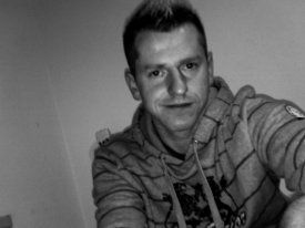 martinez (Marcin Niedzwiedzki)