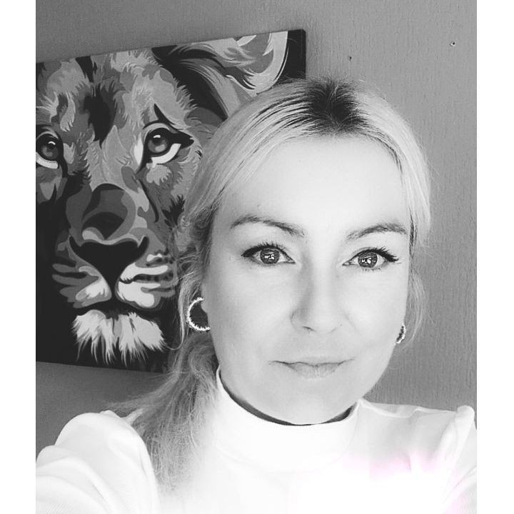Monika Sobocik (MonikaSobocik)