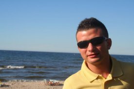 Piotrek24 (Piotr ....................)