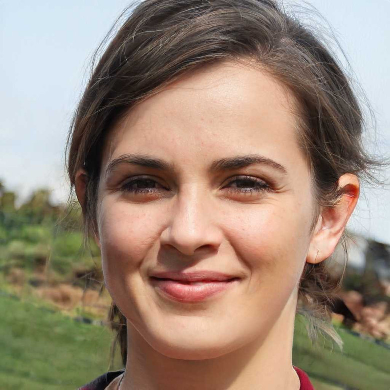 ChloeJohn  (ChloeJohn)