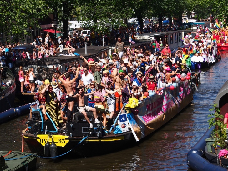 Parada równości w Amsterdamie