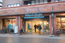 Pracownicy Albert Heijna pomogą starszym osobom
