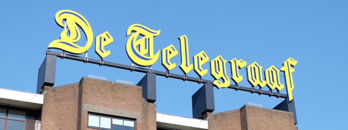 Kierowca wjechał furgonetką w siedzibę dziennika „De Telegraaf”. Redaktor naczelny: „Nie damy się zastraszyć”