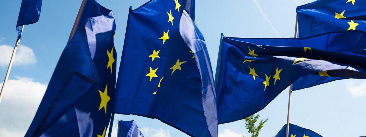 Holandia w ogniu krytyki Komisji Europejskiej. Wytyka kryzys mieszkaniowy, sparaliżowany transport i zanieczyszczenie powietrza