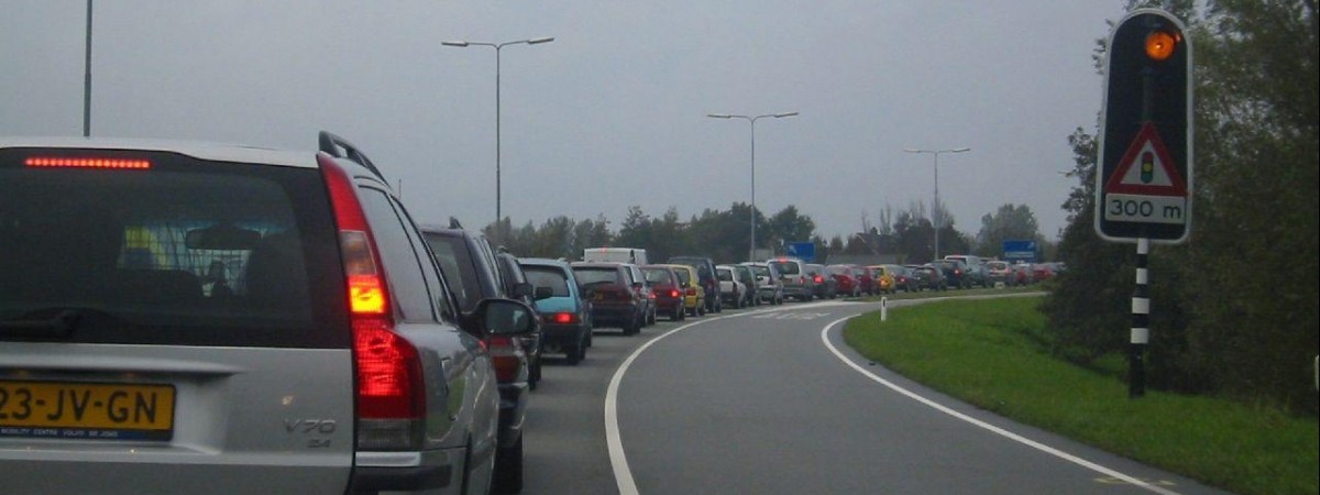 30 km/h w terenie zabudowanym i więcej kamer. Nowy pomysł ma zwiększyć bezpieczeństwo