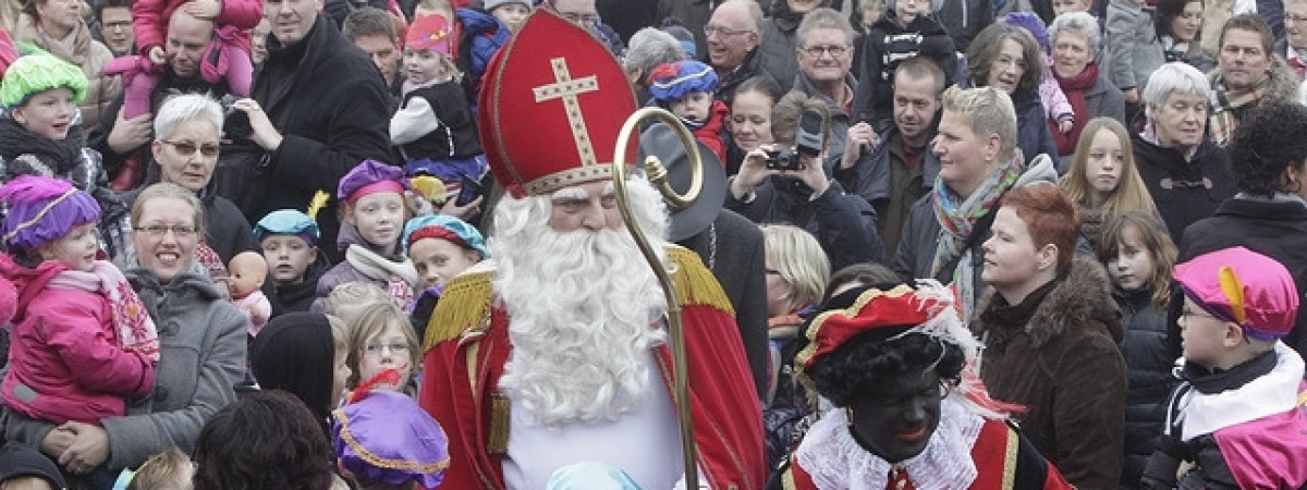 Oficjalny przyjazd Sinterklaasa. Niderlandzki Mikołaj pojawi się w tym roku w Amsterdamie i innych miastach?