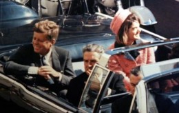 Holenderscy naukowcy odtwarzają śmierć JFK, księżnej Diany i Whitney Houston za pomocą zapachów