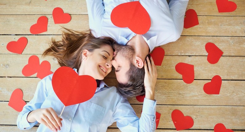 Dzisiaj Valentijnsdag, czyli walentynki. Krótki słowniczek polsko-niderlandzki na randkę