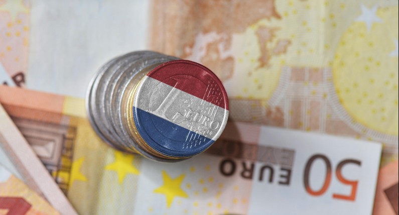 Przelewy z Holandii do Polski – na co są przeznaczane i jak wykonać je taniej?