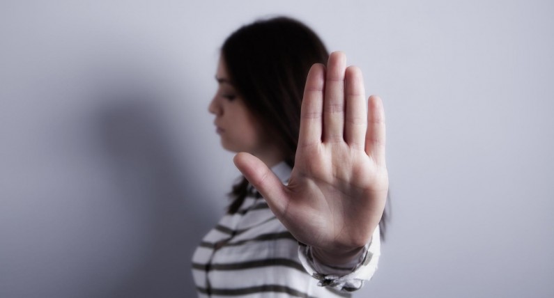 Molestowanie seksualne częstsze niż myślimy? Badania to potwierdzają