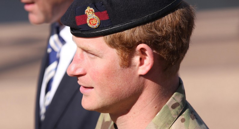 Książę Harry przyleciał do Hagi. Rozpocznie odliczanie do zawodów Invictus Games