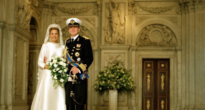 Porcelanowe gody pary królewskiej. Historia miłości Willema-Alexandra i Máximy