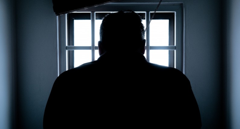 Amsterdam: mężczyzna zabił 22-latkę w ciąży. Uznał, że zrobił to w samoobronie