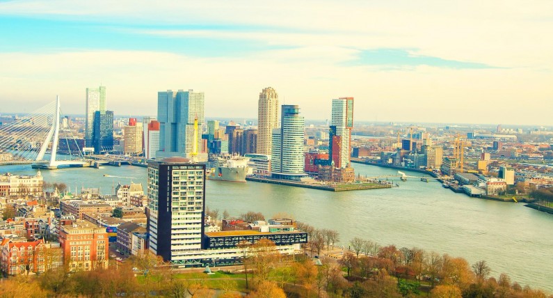 Rotterdam z kolejną innowacją. W planie budowa mostu 3D stworzonego z... odpadów 