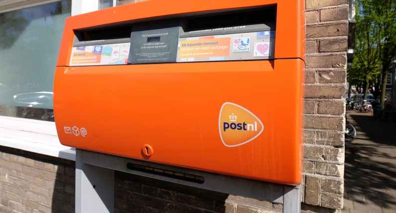 PostNL wykorzystywało pracowników. Firma musi zapłacić m.in. Polakom
