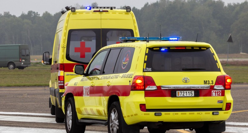 Belgia: samochód wjechał w uczestników karnawału. Zginęło 6 osób, a 37 zostało rannych