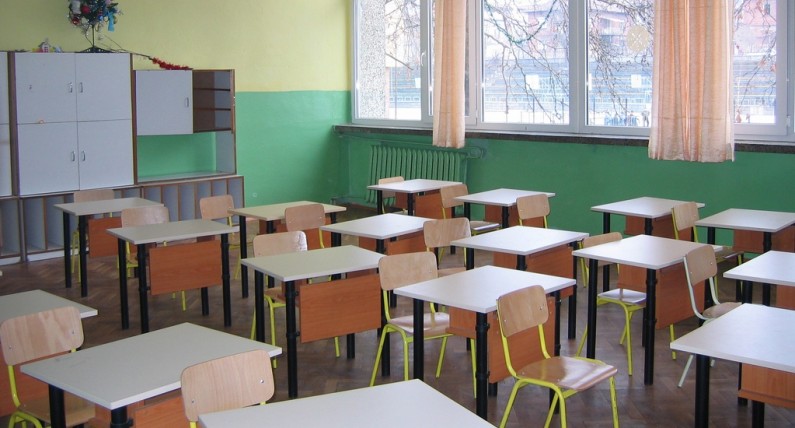 Będą 4 dni szkoły zamiast 5? Brakuje nauczycieli, a rodzice są w pracy