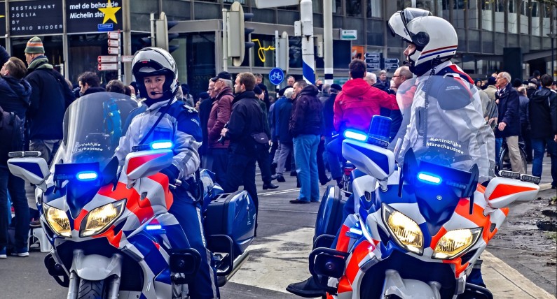 Nowy sposób na walkę z przestępczością: nagrody pieniężne za zgłoszenie nielegalnej broni 