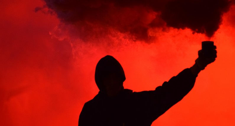 Kolejne zamieszki w Holandii po meczu na mundialu. Policja: ,,Mamy nadzieję, że pokój powróci”