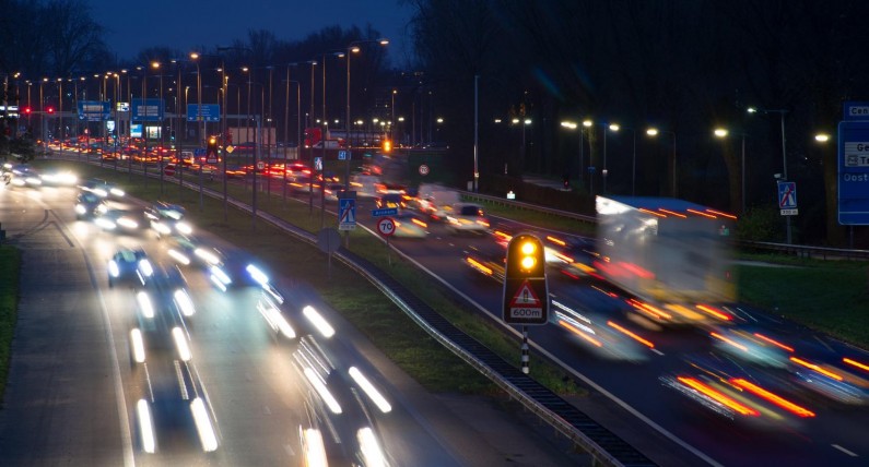 Holandia: rząd planuje podwyżki mandatów drogowych. Chce w ten sposób załatać dziurę w budżecie państwa