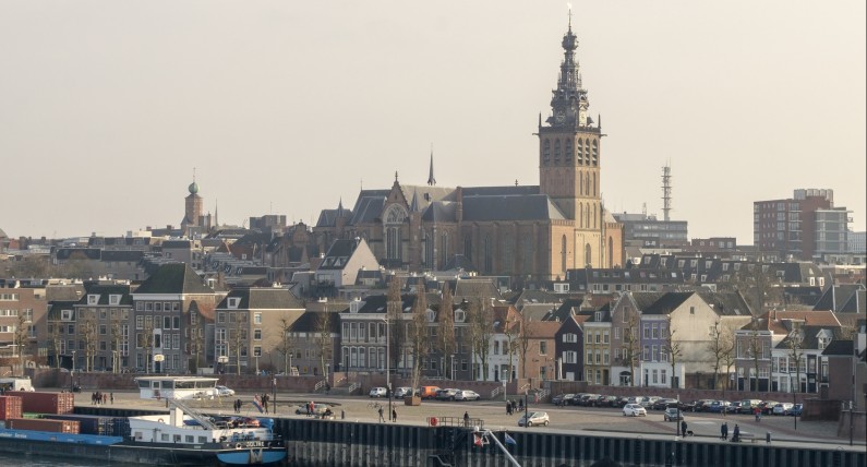 Nijmegen: najstarsze miasto w Holandii, dom Maryjki i maślanej wagi